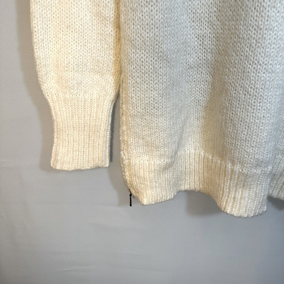 Kaisely Pullover Cream Soft Knit Wool Blend Long Sleeve Turtleneck Sweater M - Picture 4 of 9